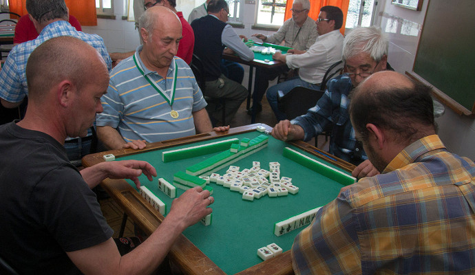 Torneio de Mahjong no Bairro do Alfeite