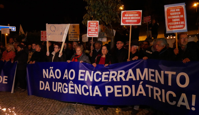 Vigília contra o encerramento das urgências pediátricas do HGO