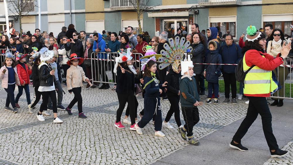 Escolas festejaram o Carnaval na Praça da Portela