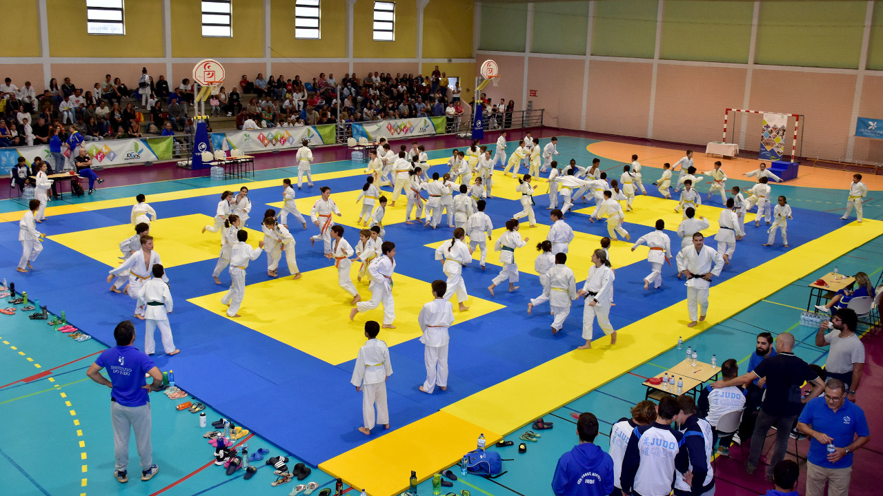 Centenas de judocas no Torneio de Judo no Feijó