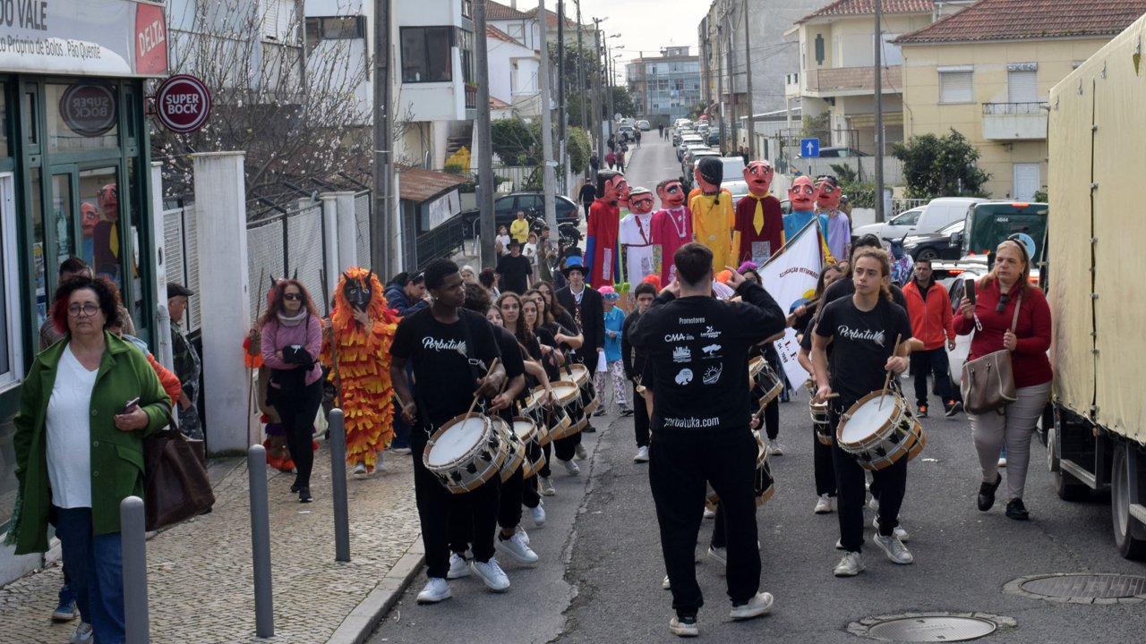 Enterro do Bacalhau encerra o Carnaval no Laranjeiro e Feijó