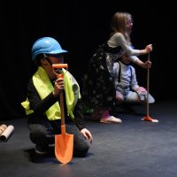 Exercícios finais das oficinas de teatro para crianças